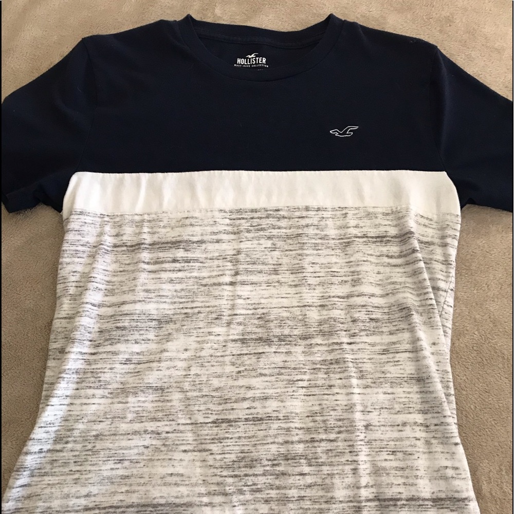 5/25 Men’s Hollister Crew Neck Tee